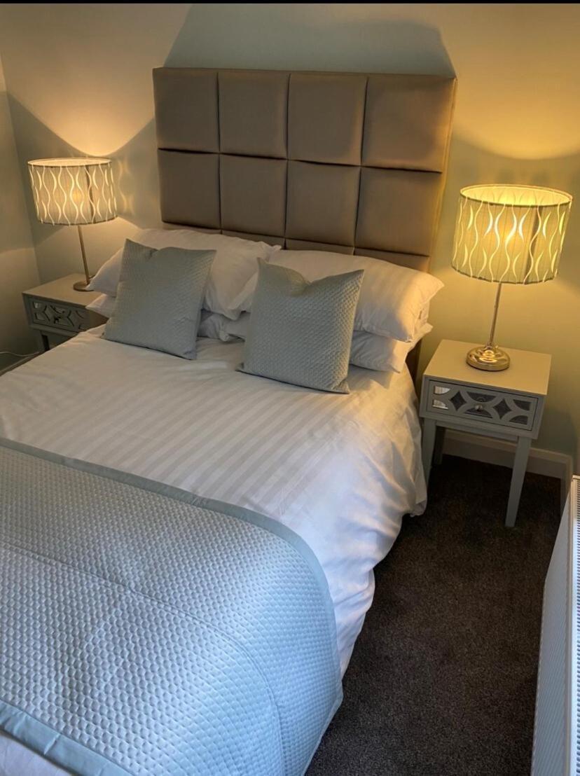City Centre 3 Bdr Townhouse By Belfast City Breaks Bagian luar foto