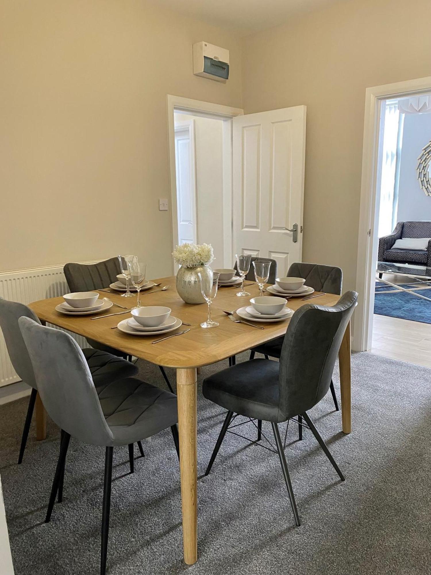 City Centre 3 Bdr Townhouse By Belfast City Breaks Bagian luar foto