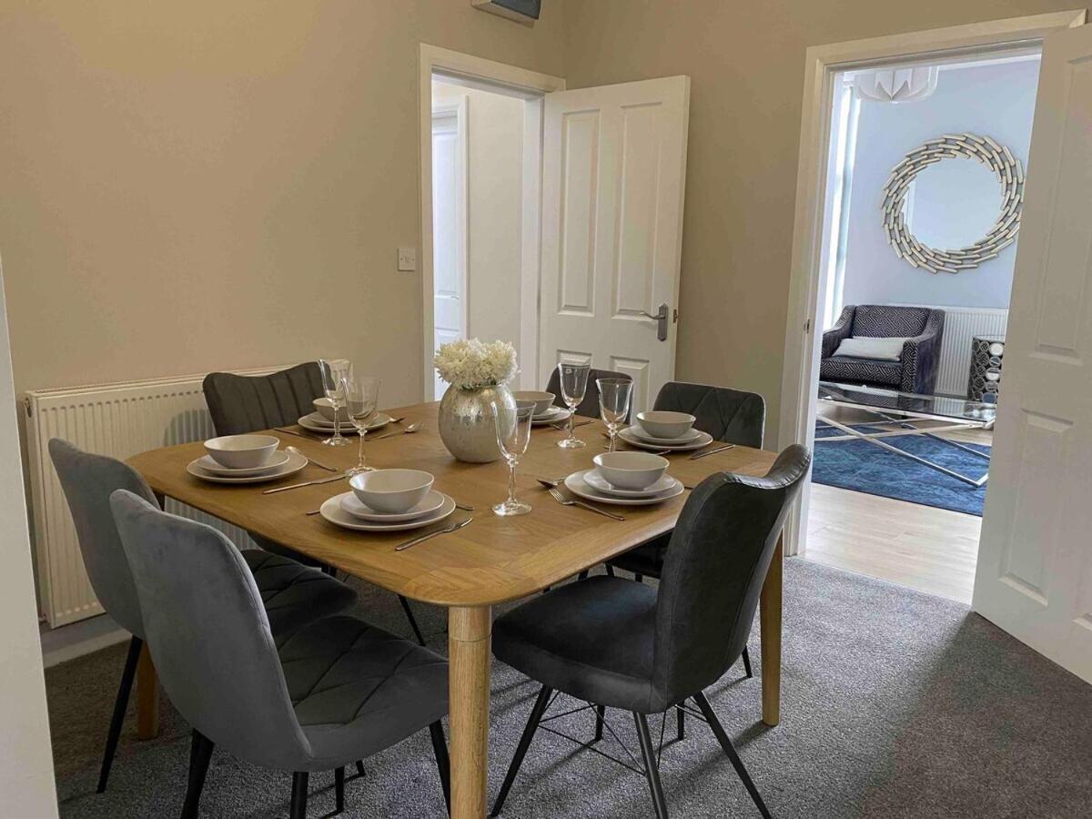 City Centre 3 Bdr Townhouse By Belfast City Breaks Ruang foto