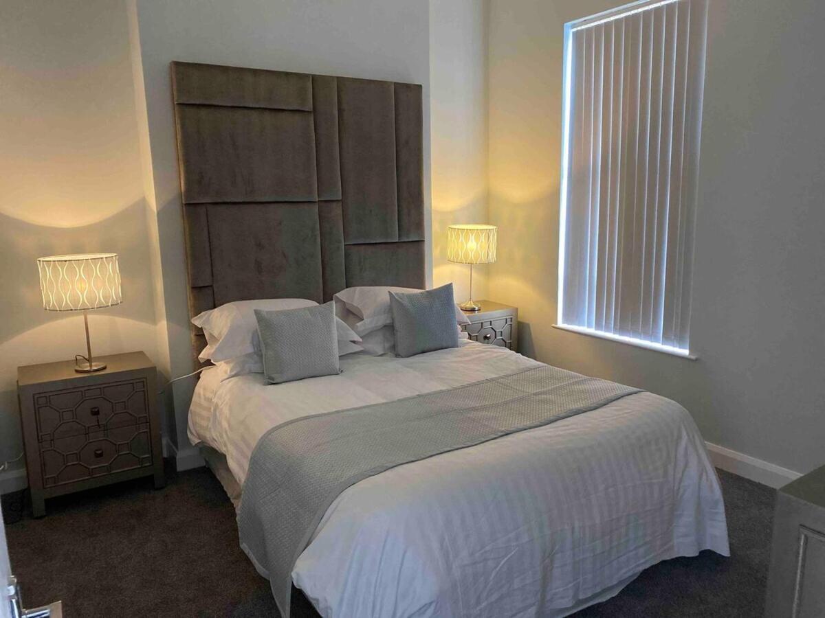 City Centre 3 Bdr Townhouse By Belfast City Breaks Ruang foto